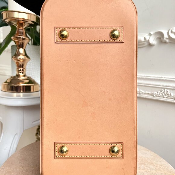 Authentic Louis Vuitton Alma Limited Edition Patches Monogram Canvas PM B0870 - Picture 13 of 16